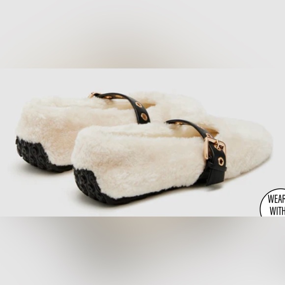 Steve Madden Toasty Beige Flats New in Box - Picture 4 of 5